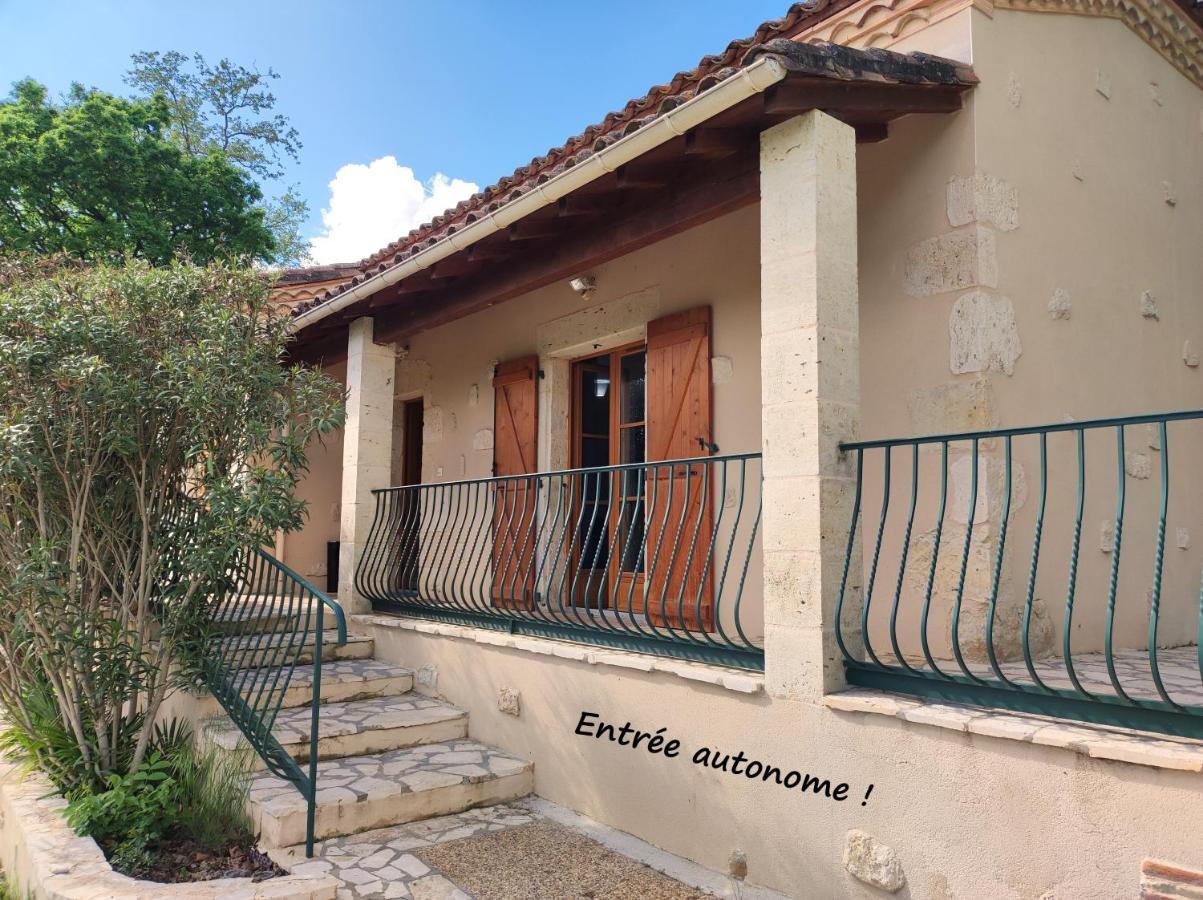 Gite De La Tride 2 Avec Terrasse Proche Du Centre Lectoure Buitenkant foto